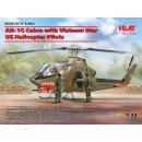 1:32 AH-1G Cobra Vietnam war US Helicopter Pilots