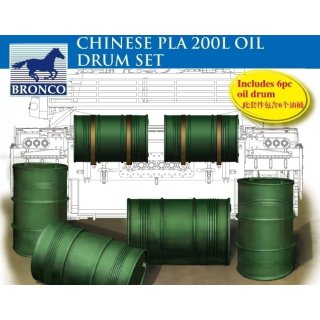 1:35 Chinese PLA 200L Oil Drum Set
